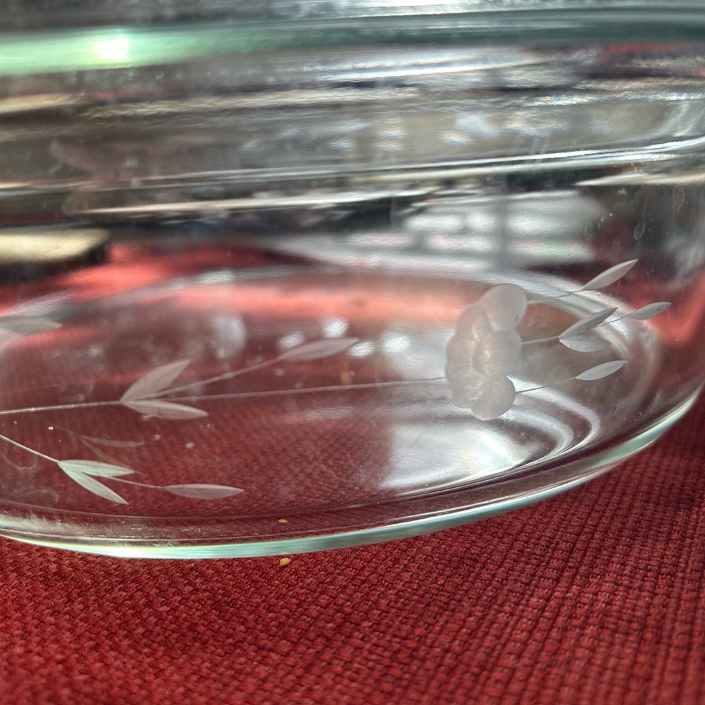 Vintage Simax 3 quart floral etched crystal casserole dish with lid! - Picture 6 of 7